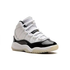 Jordan Kids White and Black Sneakers retro 11
